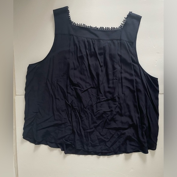 NWT Loft Plus Women’s Tank Top Navy Blue with White Embroidery size 24 - Picture 5 of 5